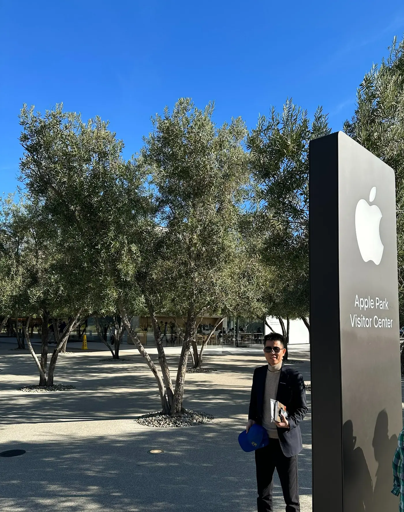 ECLEAR Representatives Visit Apple Park for Optical-Coating Discussions