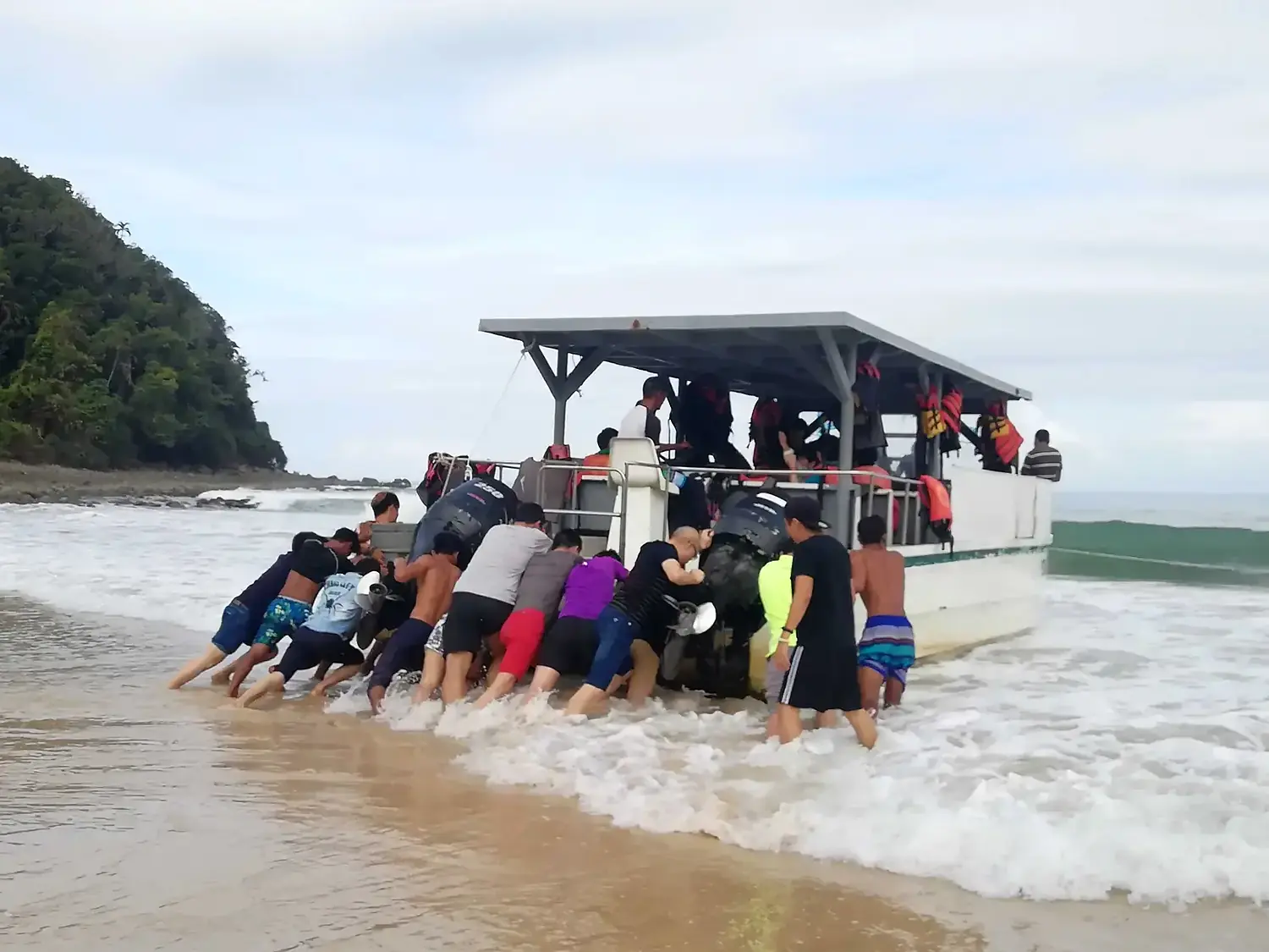 ECLEAR Team-Building Retreat in Sabah