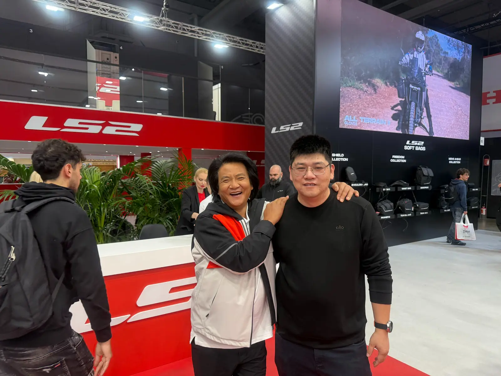 ECLEAR Team Visits EICMA 2025 in Milan to Explore Helmet and Visor Industry Trends